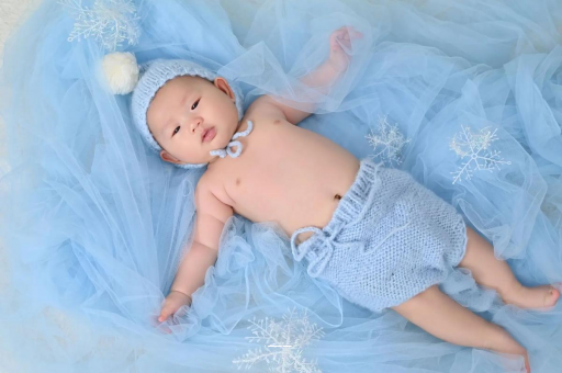 长岭孕妇三个月肚子多大
