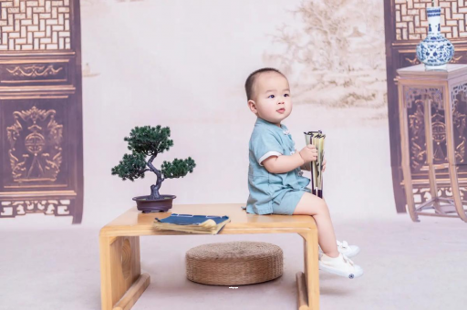 长岭宝宝总吐奶什么原因